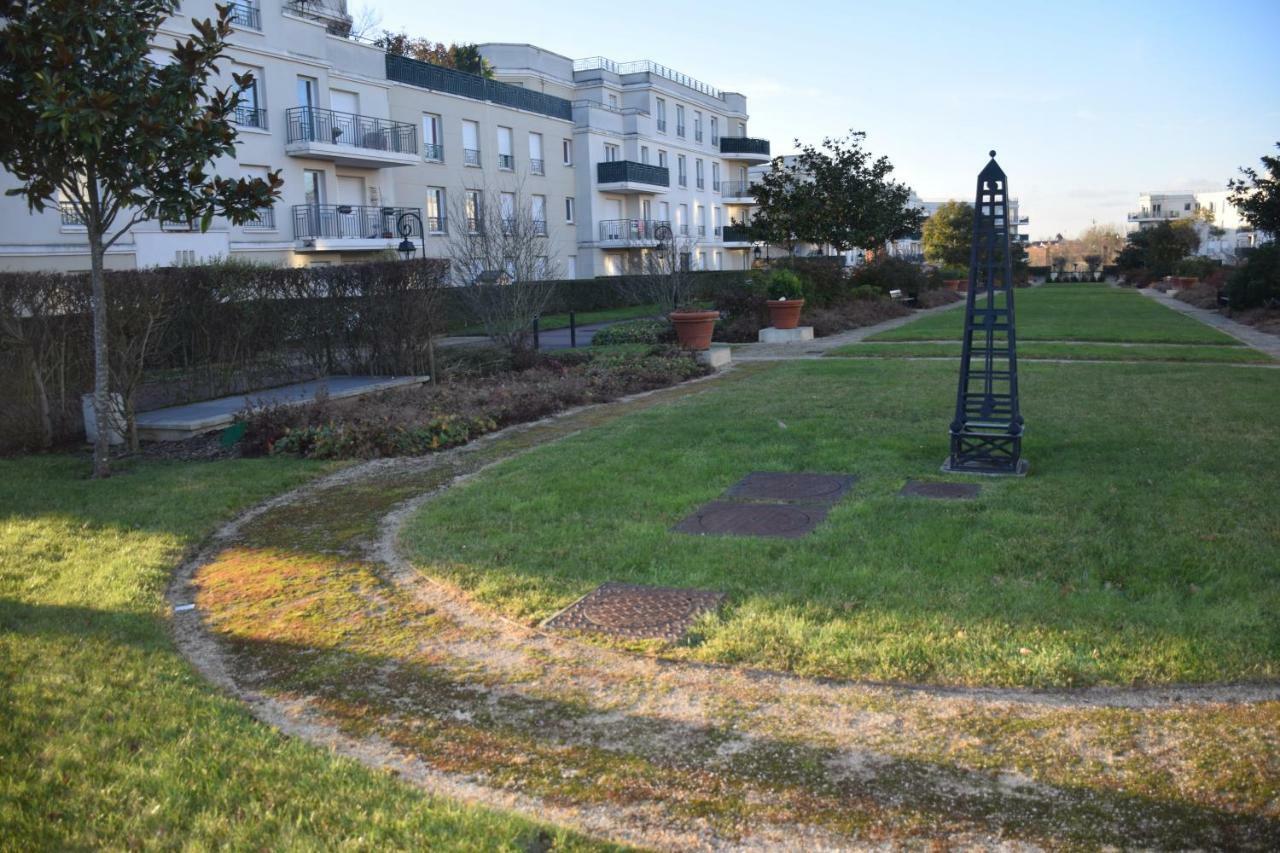Appartement Avec Rez De Jardin A Disneyland Montévrain Exterior foto