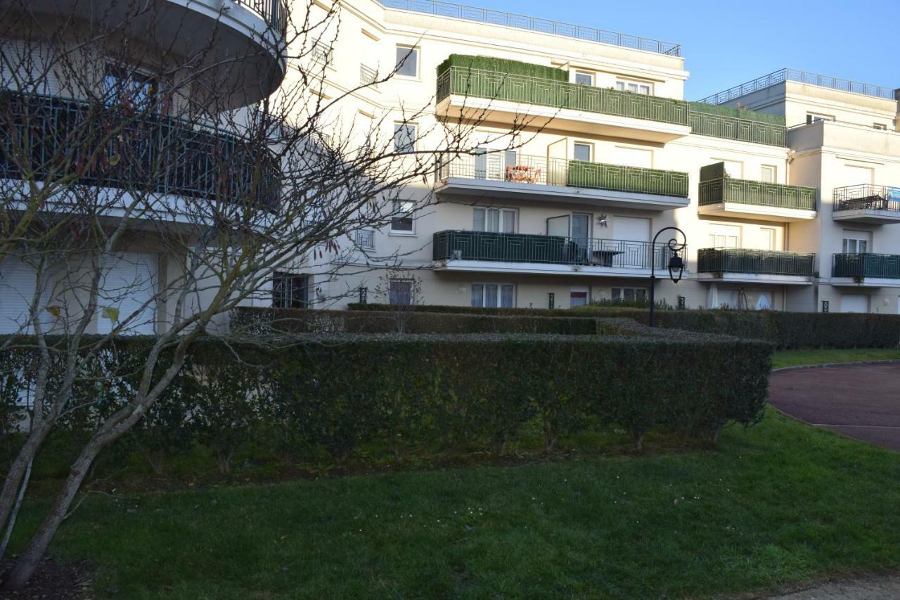 Appartement Avec Rez De Jardin A Disneyland Montévrain Exterior foto