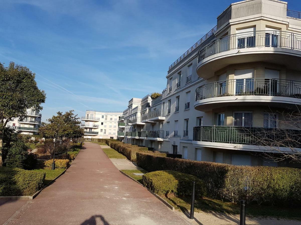 Appartement Avec Rez De Jardin A Disneyland Montévrain Exterior foto